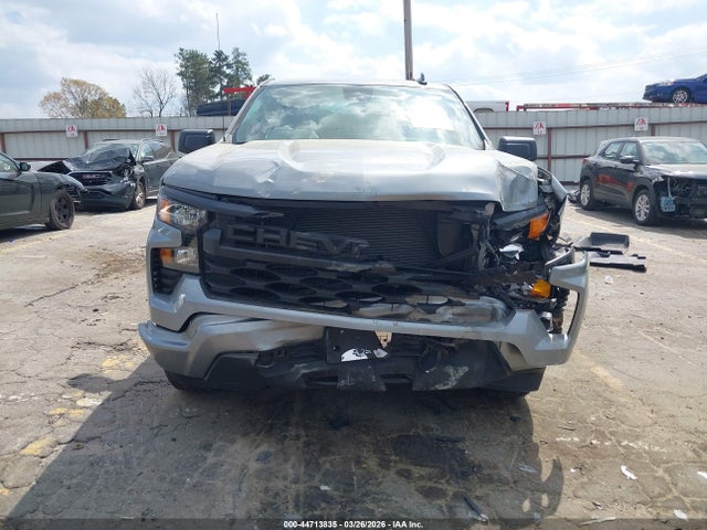 Chevrolet Silverado 1500 2wd  Short Bed Custom