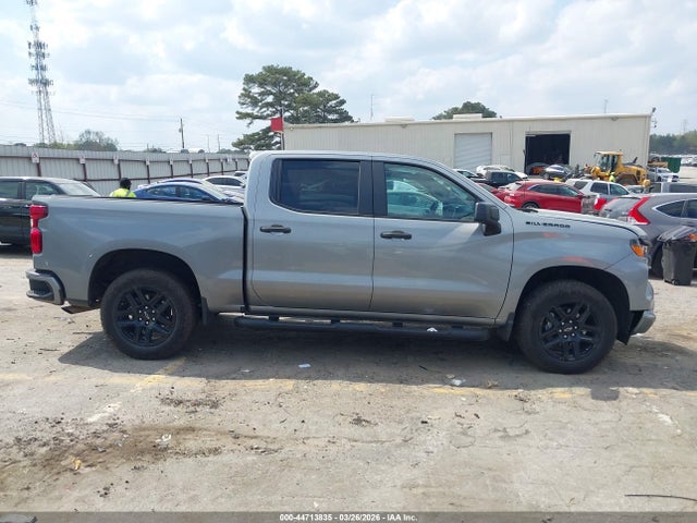Chevrolet Silverado 1500 2wd  Short Bed Custom