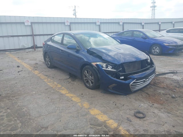 Salvage Hyundai ELANTRA Image