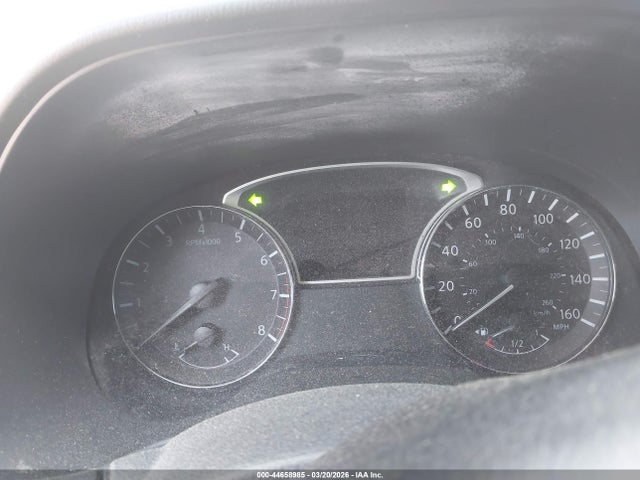 Nissan Pathfinder Sv
