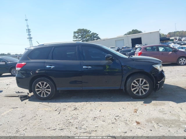 Nissan Pathfinder Sv