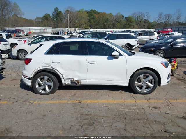 Audi Q3 2.0t Premium
