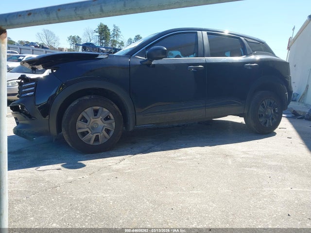 Nissan Kicks S Fwd