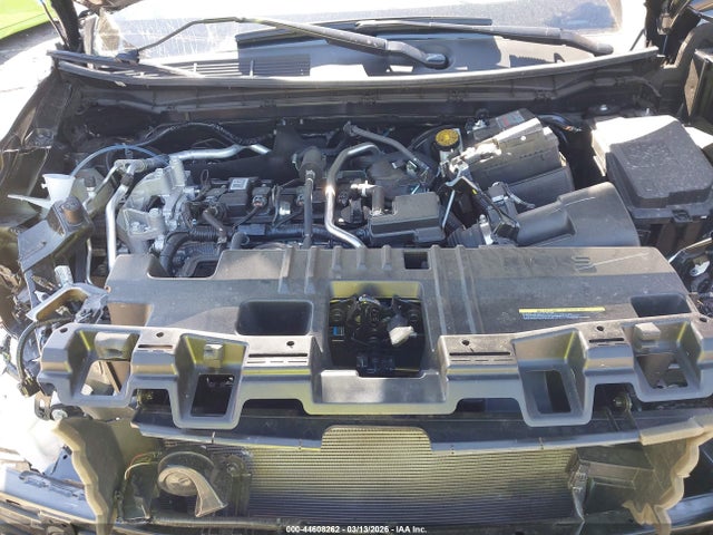 Nissan Kicks S Fwd
