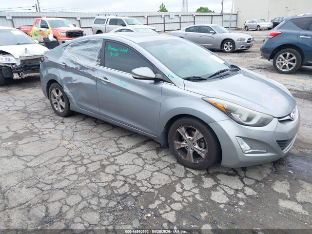 Salvage Hyundai ELANTRA Image