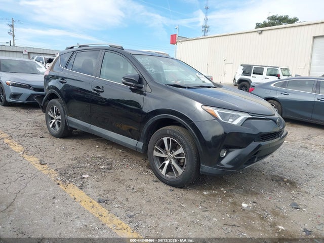 Salvage Toyota RAV4 Image