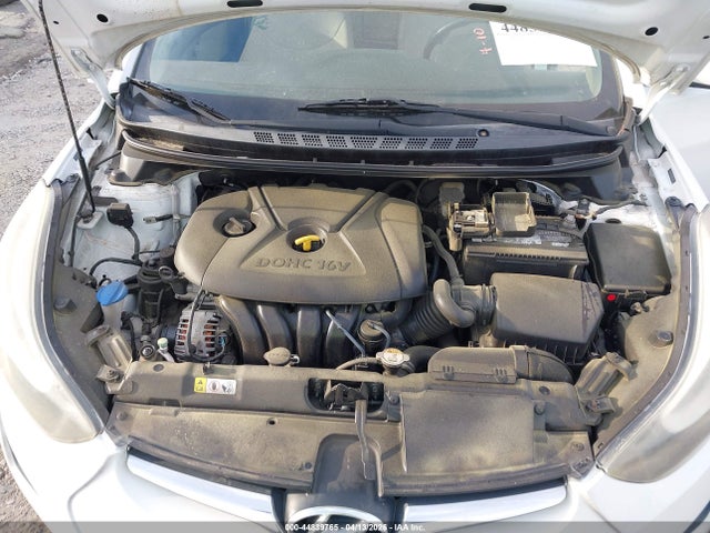 Hyundai ELANTRA Se