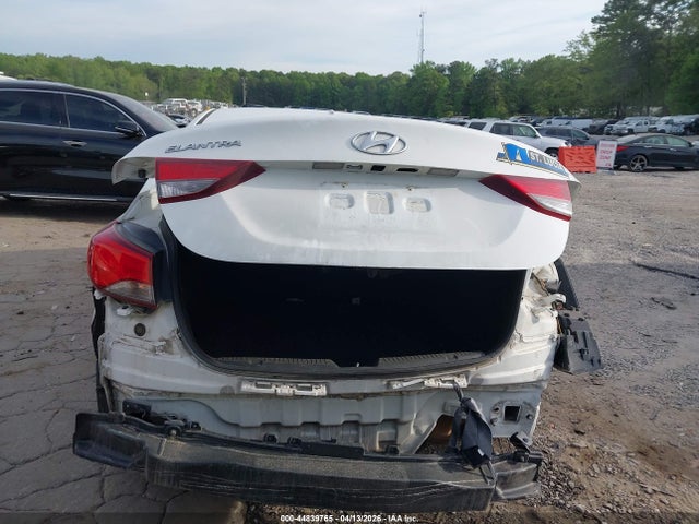 Hyundai ELANTRA Se
