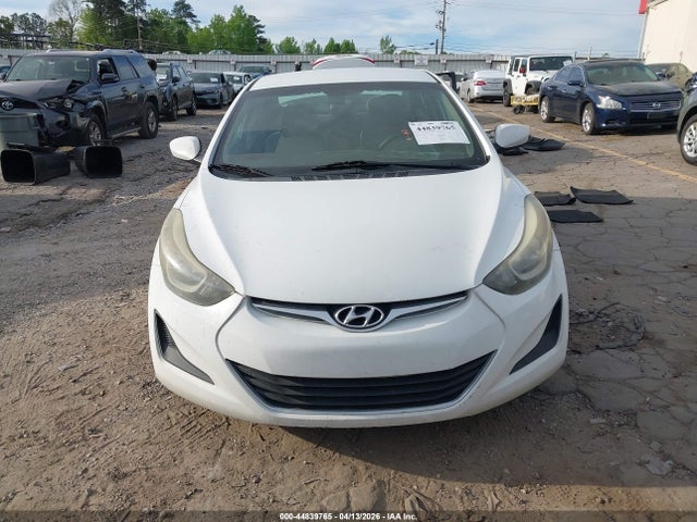 Hyundai ELANTRA Se