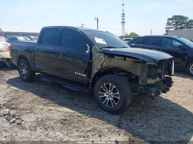 Salvage Nissan Titan Image