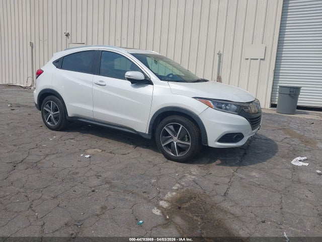 Salvage Honda HR-V Image