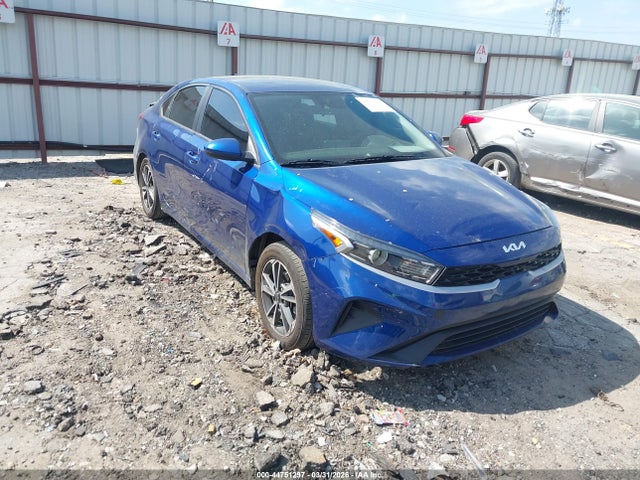 Salvage Kia Forte Image