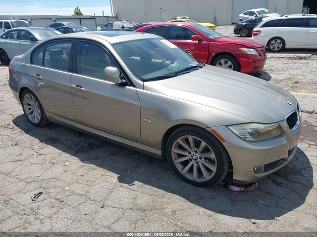 Salvage BMW 3 Series Image