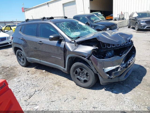 Salvage Jeep Compass Image