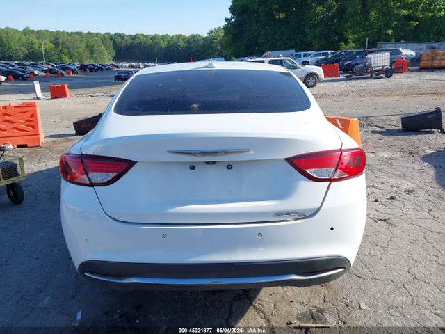 Chrysler 200 C