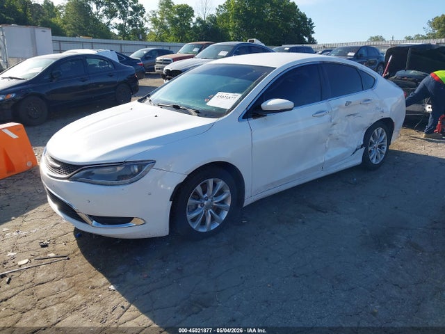 Chrysler 200 C