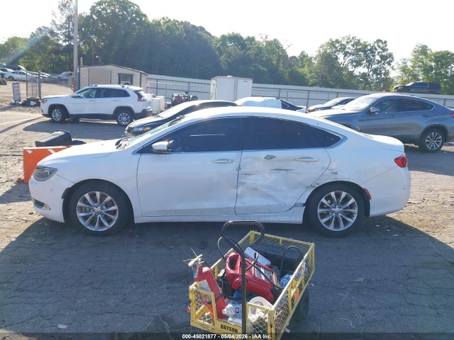 Chrysler 200 C