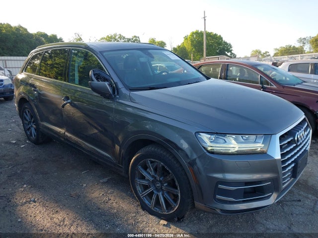 Audi Q7 3.0t Premium