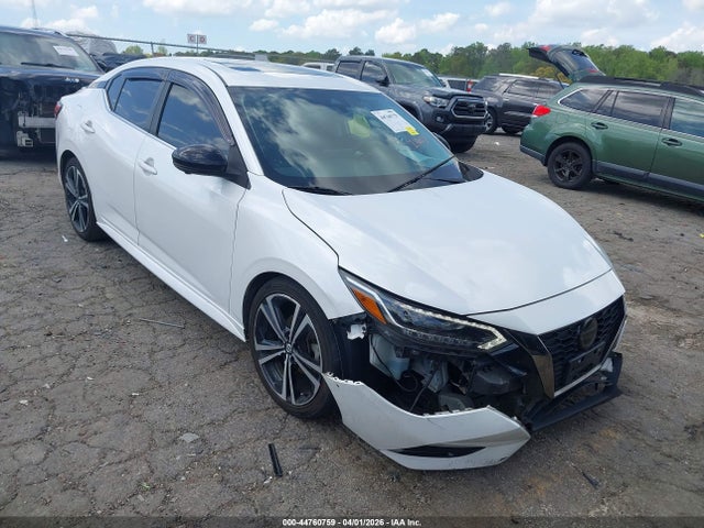 Salvage Nissan Sentra Image