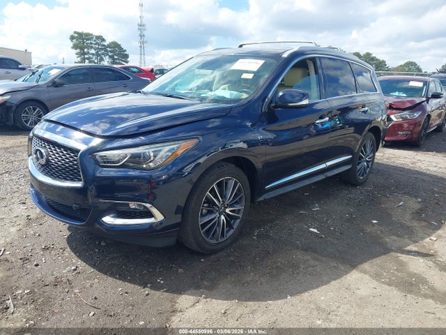 INFINITI Qx Luxe