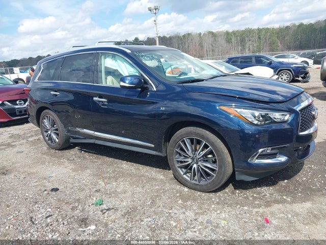 INFINITI Qx Luxe