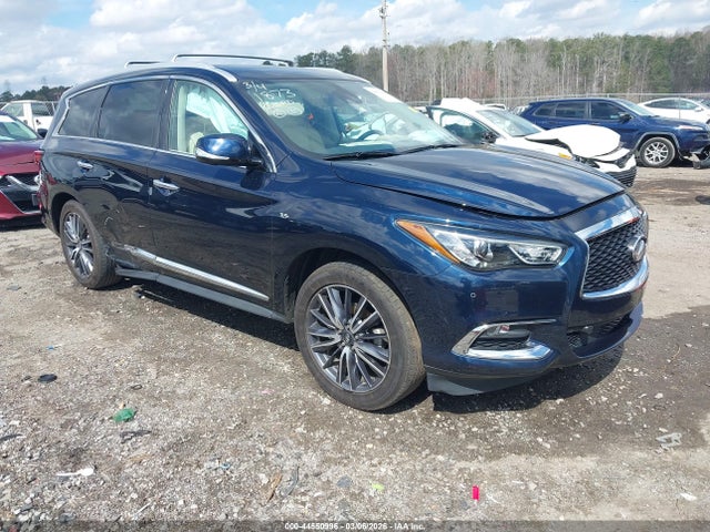 Salvage INFINITI Qx Image