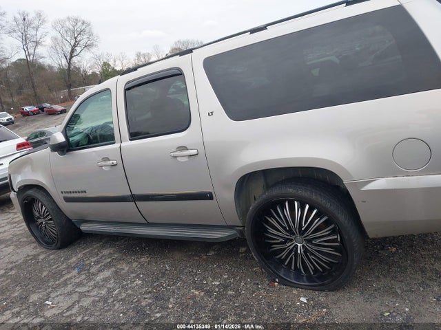 Chevrolet Suburban 1500 Lt