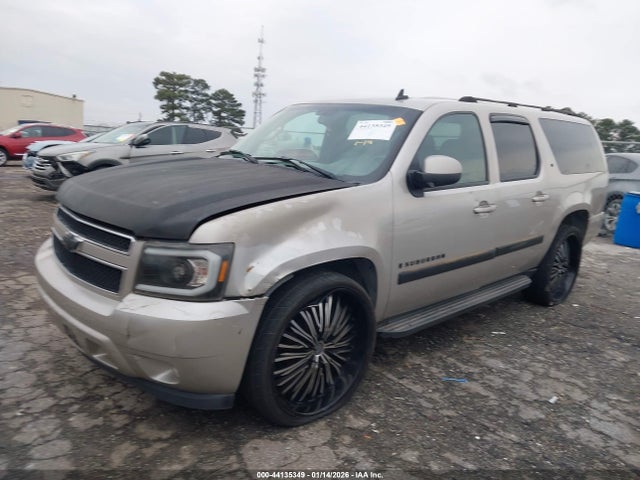 Chevrolet Suburban 1500 Lt