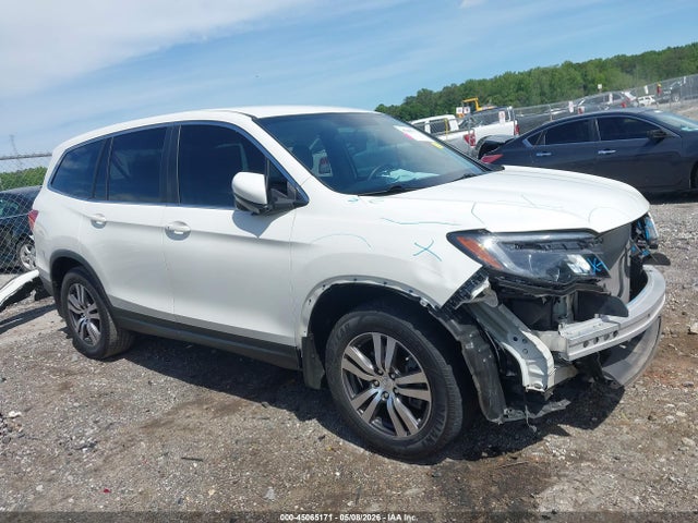 Salvage Honda Pilot Image
