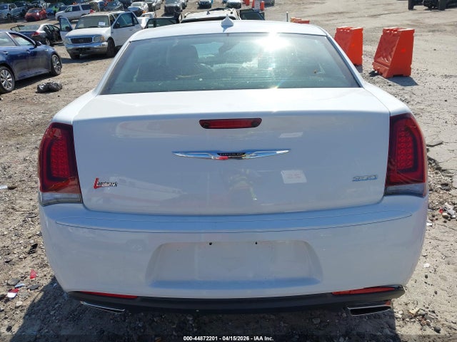 Chrysler 300 Touring
