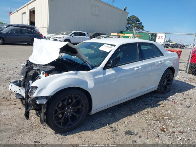 Chrysler 300 Touring