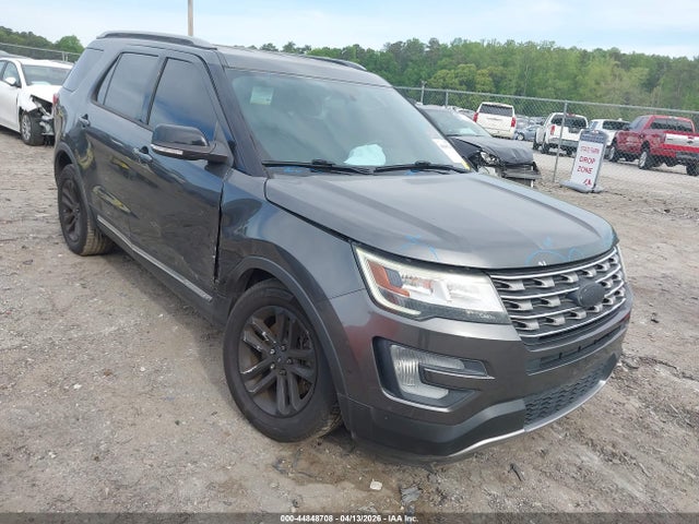 Salvage Ford Explorer Image