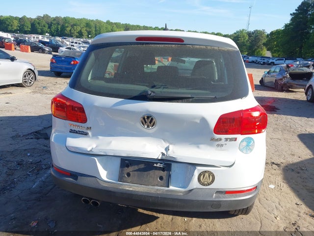 Volkswagen Tiguan S