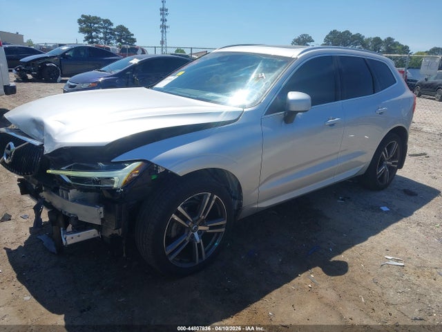 Volvo XC60 T5 Momentum