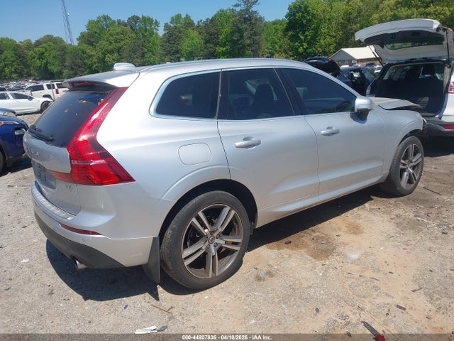 Volvo XC60 T5 Momentum