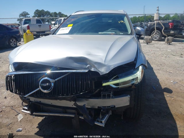 Volvo XC60 T5 Momentum