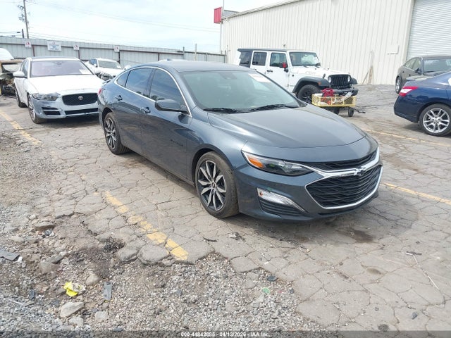 Salvage Chevrolet Malibu Image