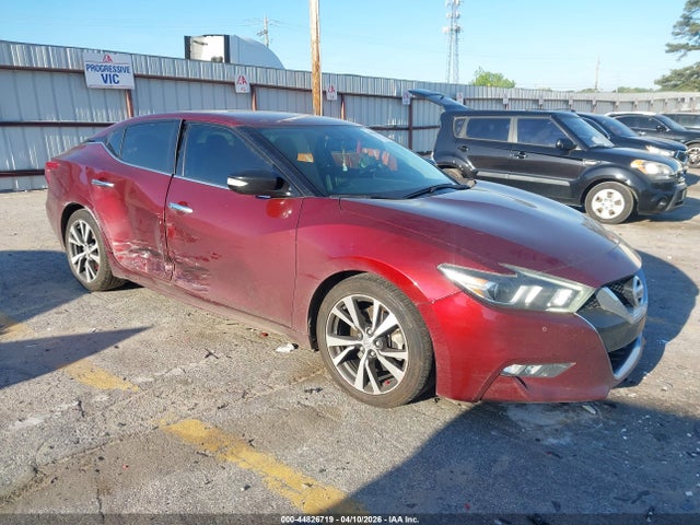 Salvage Nissan Maxima Image