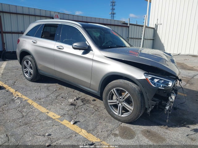 Salvage Mercedes-Benz GLC Image
