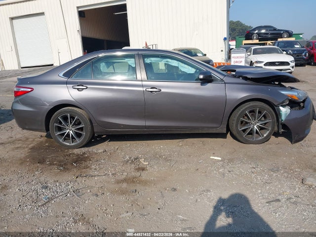 Toyota Camry Xse