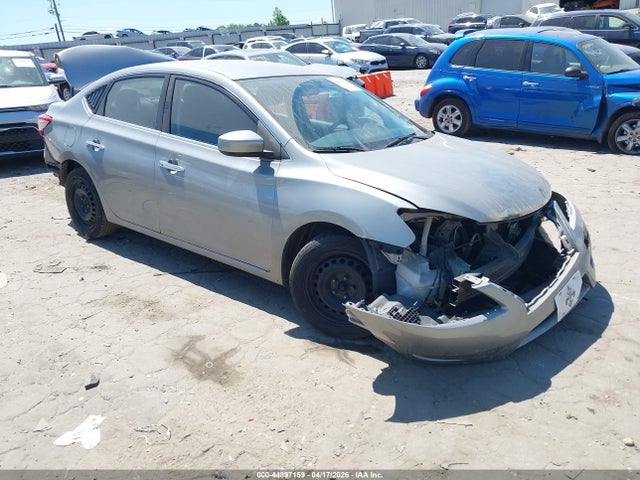 Salvage Nissan Sentra Image
