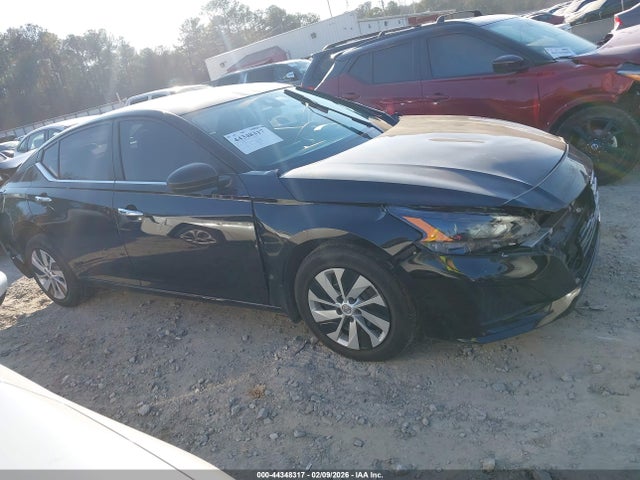Nissan Altima S Fwd