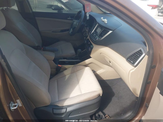 Hyundai TUCSON Se