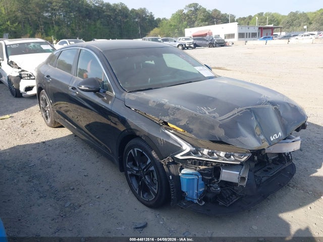 Salvage Kia K5 Image