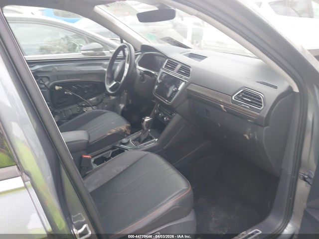 Volkswagen Tiguan 2.0t Wolfsburg Edition