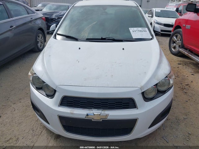 Chevrolet Sonic Ls Manual
