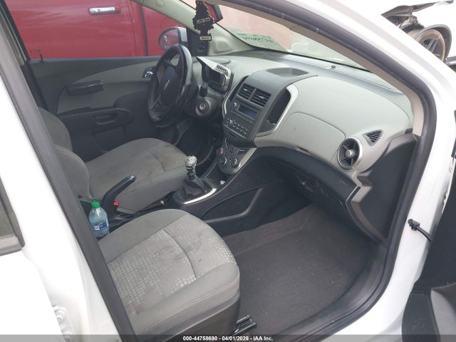 Chevrolet Sonic Ls Manual