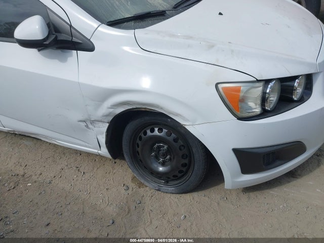 Chevrolet Sonic Ls Manual