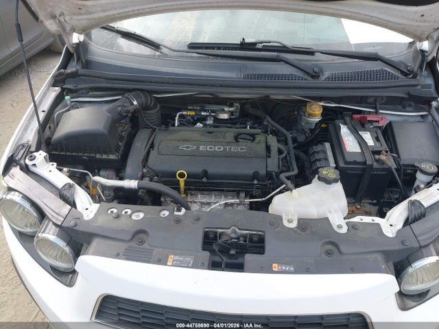 Chevrolet Sonic Ls Manual
