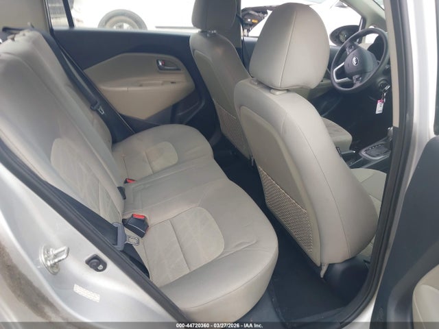 Kia Rio Lx